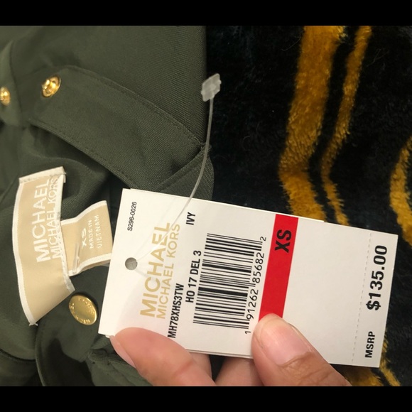 Michael Kors olive green dress 💚 - Picture 8 of 8